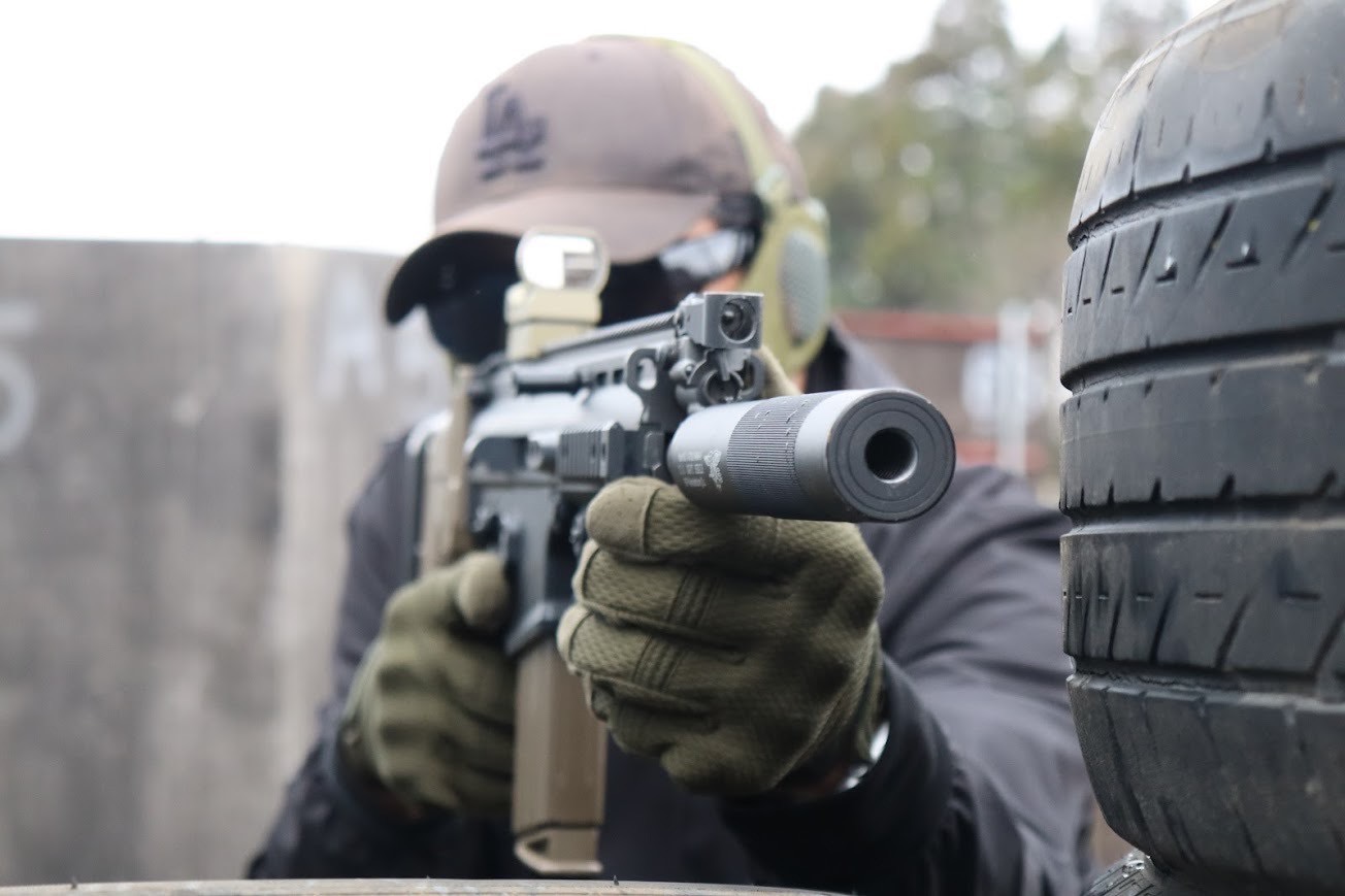 バリケードからの射撃